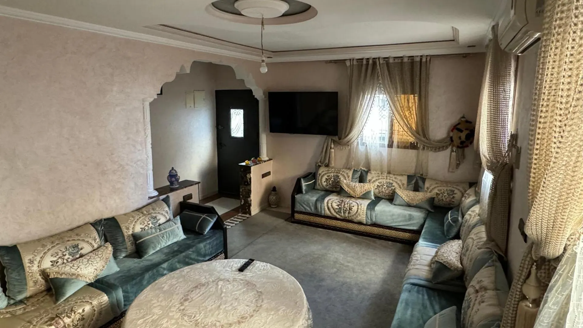 Apparemment Spacieux Et Ensoleille A Agádír Apartmán